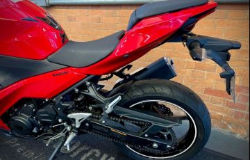 Kawasaki Ninja 400 - Foto #9