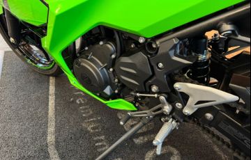 Kawasaki Ninja 400 - Foto #4