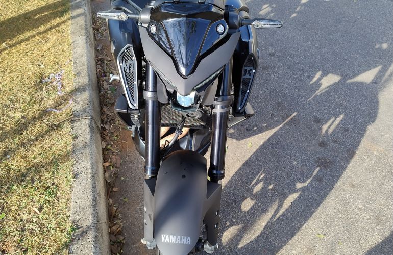 Yamaha MT 03 (ABS) - Foto #8