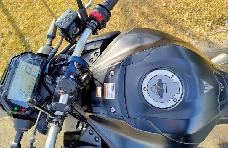Yamaha MT 03 (ABS) - Foto #9