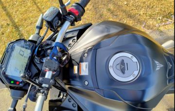Yamaha MT 03 (ABS) - Foto #9