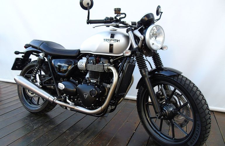 Triumph Street Twin - Foto #2
