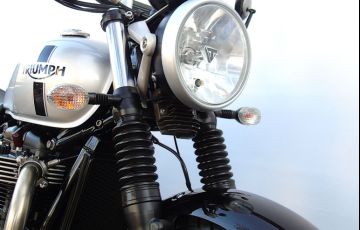 Triumph Street Twin - Foto #8