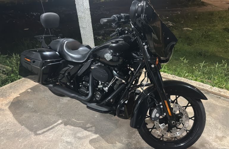 Harley-Davidson Street Glide Special - Foto #4