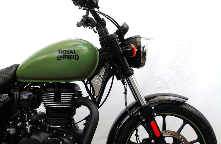 Royal Enfield Meteor 350 Fireball - Foto #9