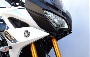 Yamaha MT 09 Tracer - Foto #8