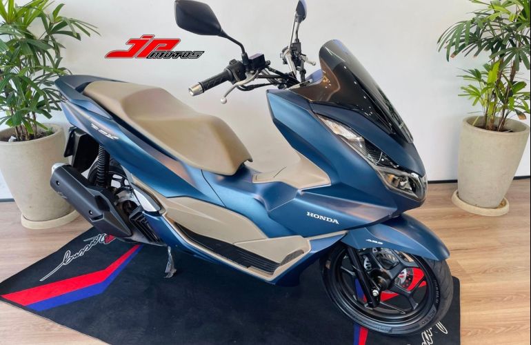 Honda Pcx 160 Dlx - Foto #1
