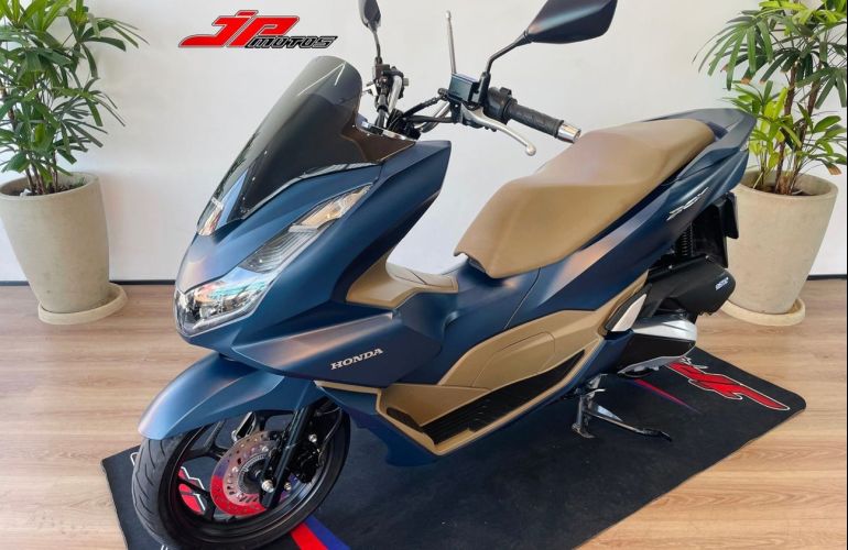 Honda Pcx 160 Dlx - Foto #2