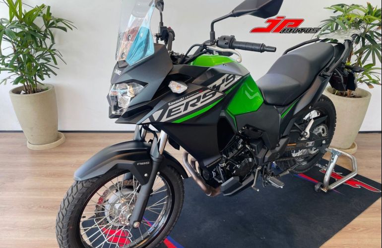 Kawasaki Versys-X 300 - Foto #7