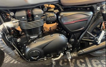 Triumph Street Twin - Foto #5