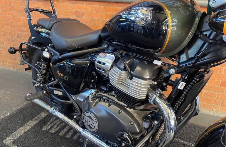 Royal Enfield Meteor 650 Interstellar - Foto #5