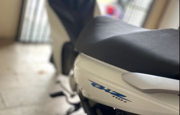 Honda BIZ 110i - Foto #4