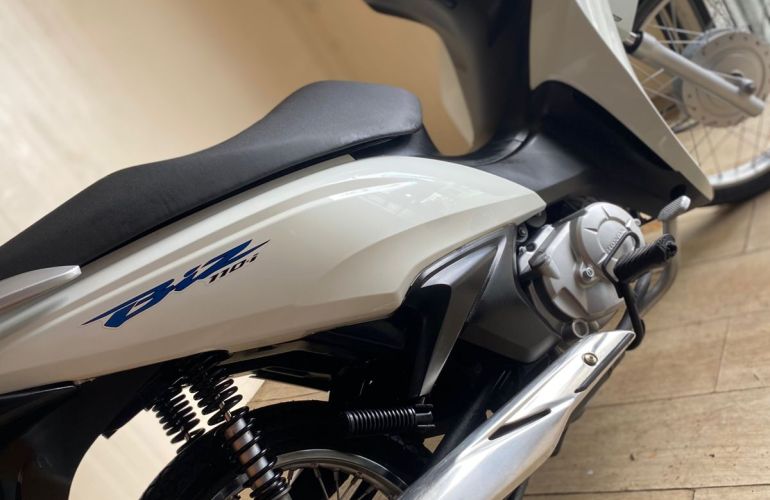 Honda BIZ 110i - Foto #6