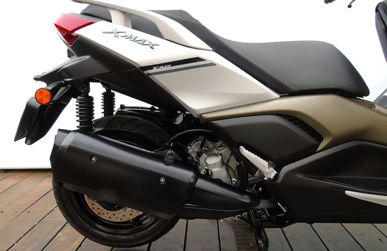 Yamaha Xmax 250 Connected Abs - Foto #3