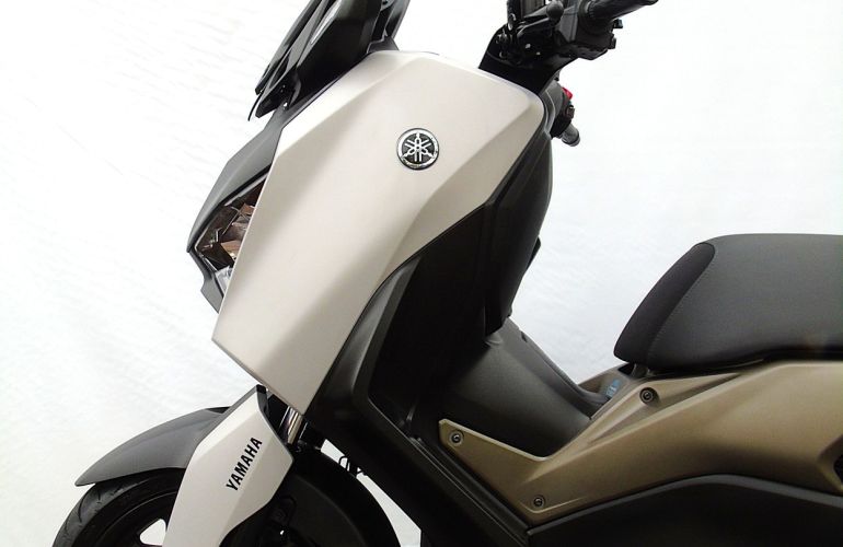 Yamaha Xmax 250 Connected Abs - Foto #9