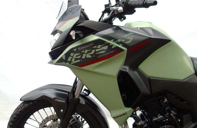 Kawasaki Versys-X 300 (ABS) - Foto #10