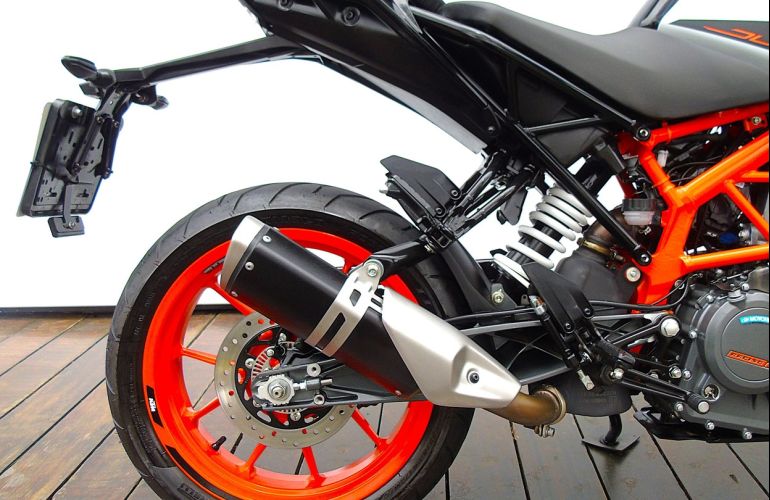 KTM Duke 390 Abs - Foto #4