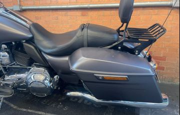 Harley-Davidson Street Glide Special - Foto #5