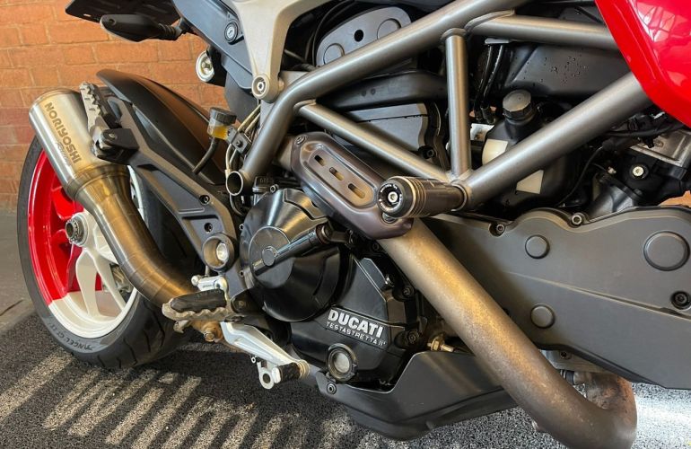 Ducati Hyperstrada 821 - Foto #5