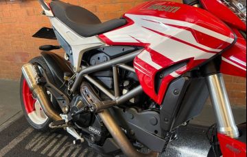 Ducati Hyperstrada 821 - Foto #9