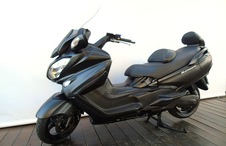 Suzuki Burgman 650 Executive - Foto #3