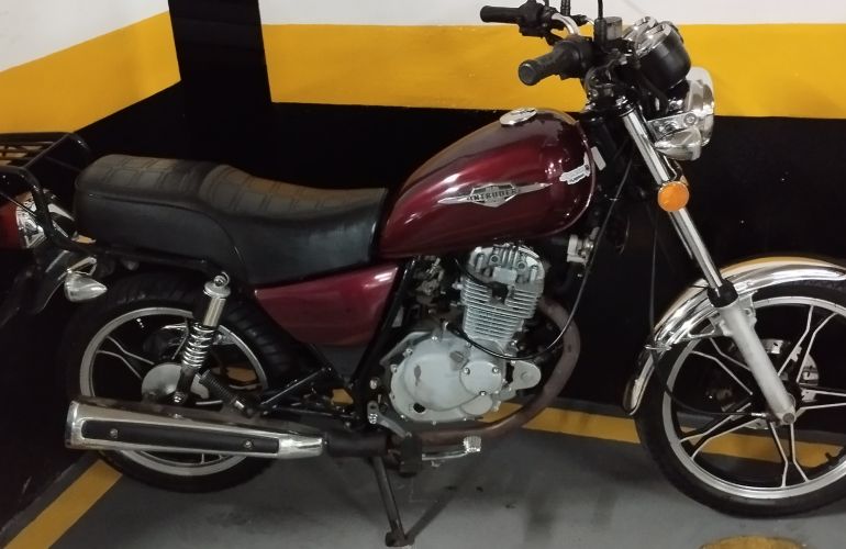 Suzuki Intruder 125 - Foto #2