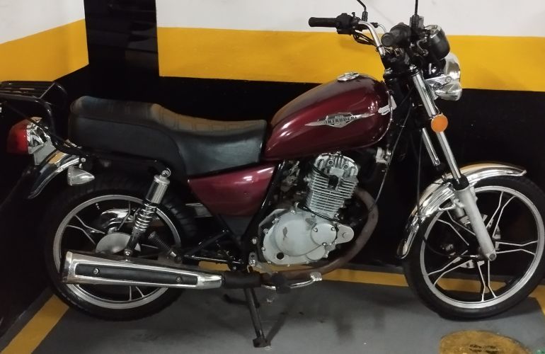 Suzuki Intruder 125 - Foto #4
