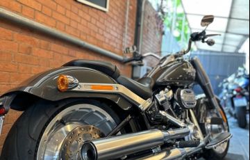 Harley-Davidson Softail Fat Boy 114 - Foto #4
