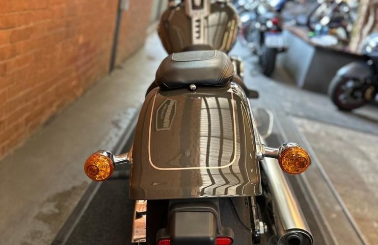 Harley-Davidson Softail Fat Boy 114 - Foto #8
