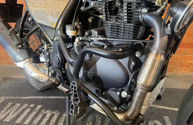 Royal Enfield Himalayan - Foto #5