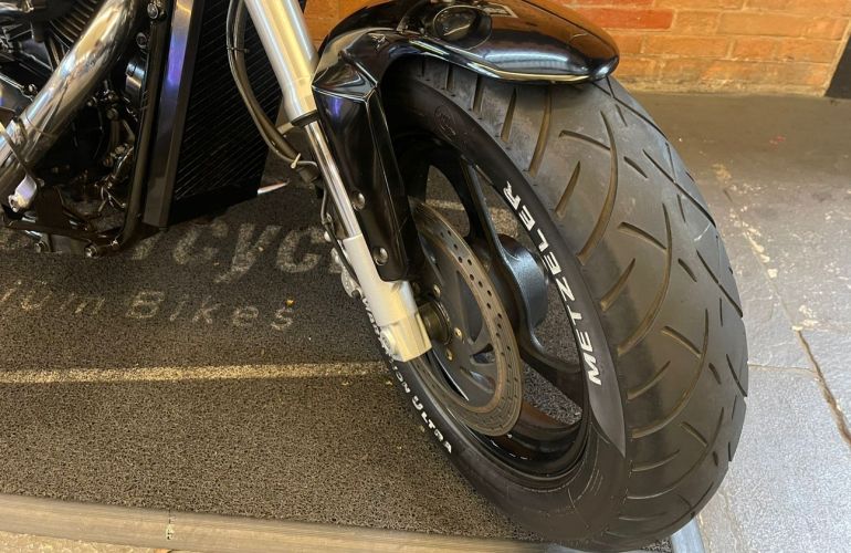 Suzuki Boulevard M800 - Foto #5