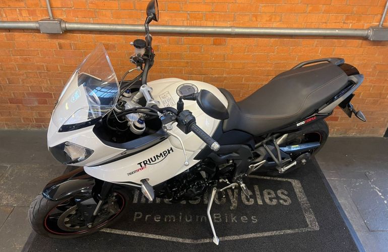 Triumph Tiger Sport (ABS) - Foto #8