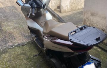 Honda ADV 150 - Foto #5