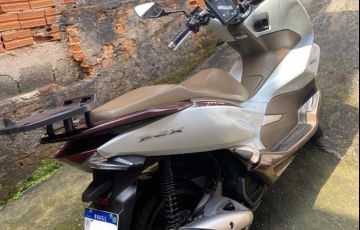 Honda ADV 150 - Foto #7