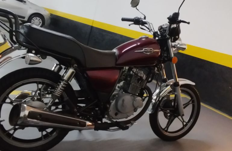 Suzuki Intruder 125 - Foto #1