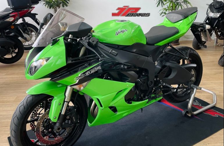 Kawasaki Ninja Zx 6R (600cc) - Foto #2