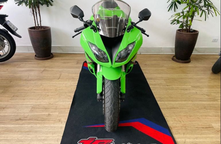 Kawasaki Ninja Zx 6R (600cc) - Foto #8