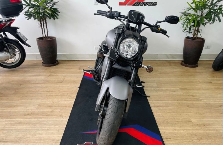 Suzuki Boulevard M1800r Boss - Foto #5