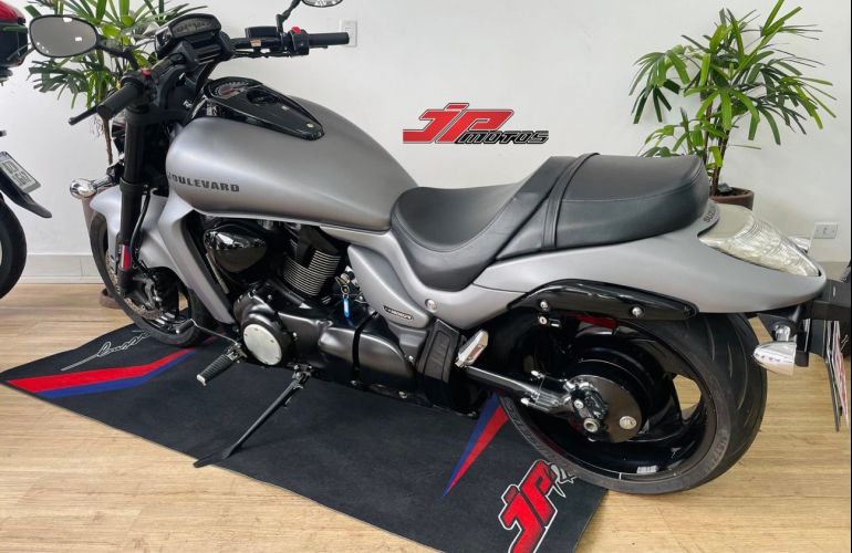 Suzuki Boulevard M1800r Boss - Foto #6