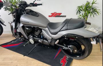 Suzuki Boulevard M1800r Boss - Foto #6