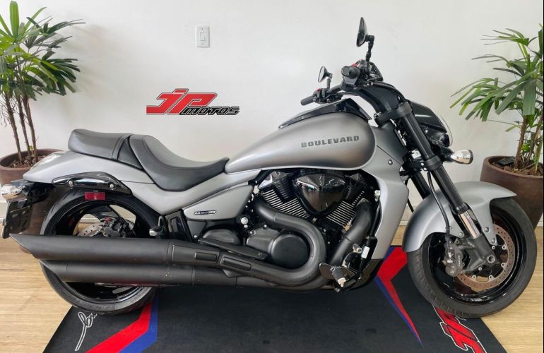 Suzuki Boulevard M1800r Boss - Foto #9
