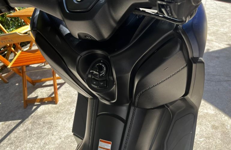 Yamaha XMAX 250 ABS - Foto #1