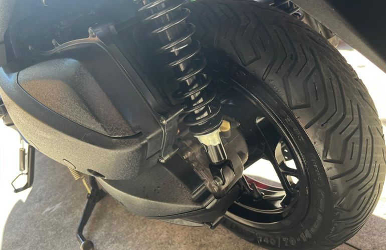 Yamaha XMAX 250 ABS - Foto #2