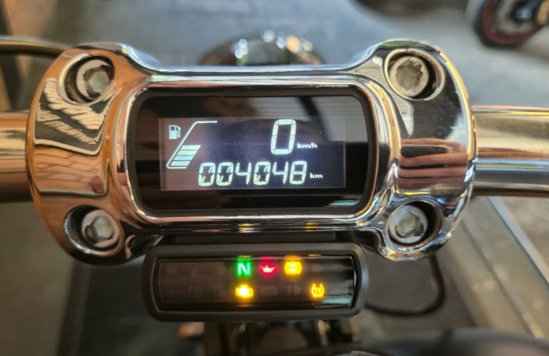 Harley-Davidson Softail Breakout - Foto #3