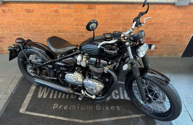 Triumph Bonneville Bobber 1200 - Foto #4