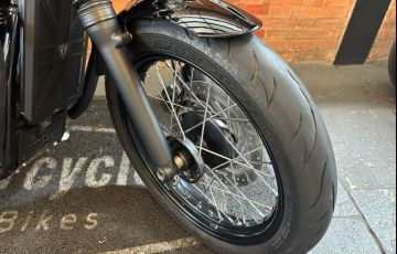 Triumph Bonneville Bobber 1200 - Foto #7