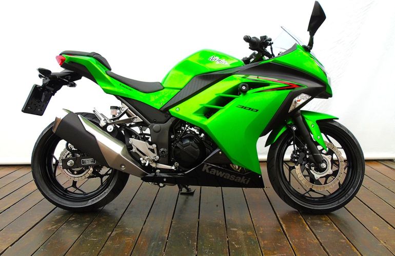 Kawasaki Ninja 300 - Foto #1