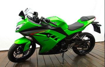 Kawasaki Ninja 300 - Foto #3