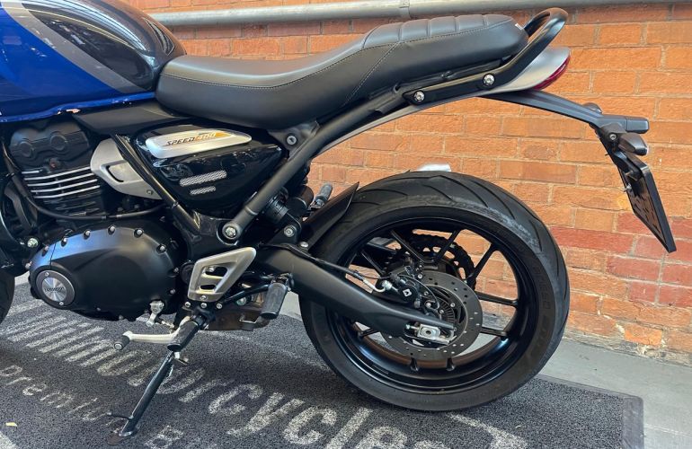 Triumph Speed 400 - Foto #8