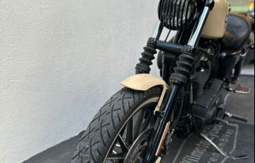 Harley-Davidson Sportster 883 Roadster - Foto #6